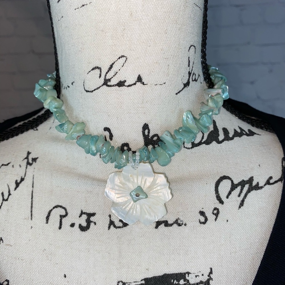 Fun Floral Choker